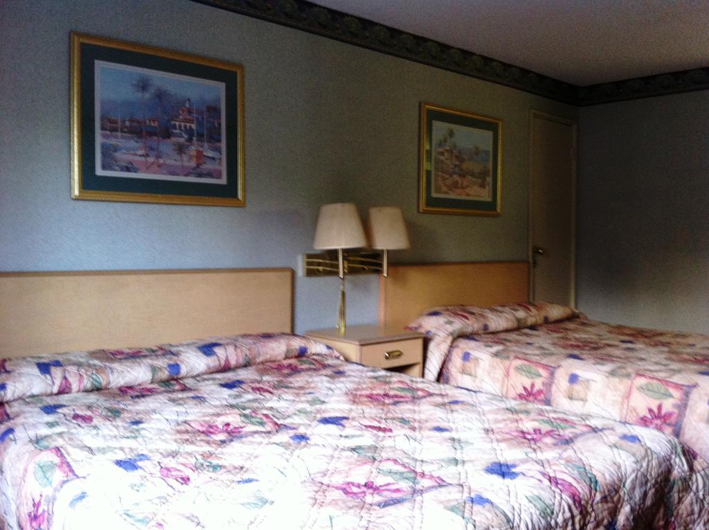 Civic Center Inn Santa Ana Szoba fotó